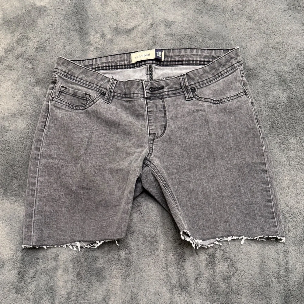 Anchor Blue Denim Shorts Womens 8 Gray Excellent Vintage Y2K Raw Hem Cutoff
